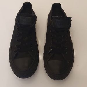 Converse All-Star Size 7 womens Black Sneaker
